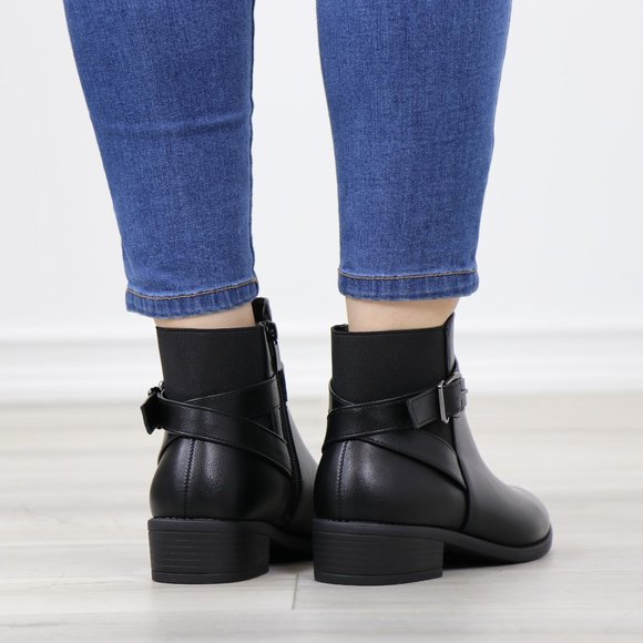 Black Synthetic Leather Chelsea Round Toe Low Heel Ankle Boots - Picture 7 of 12